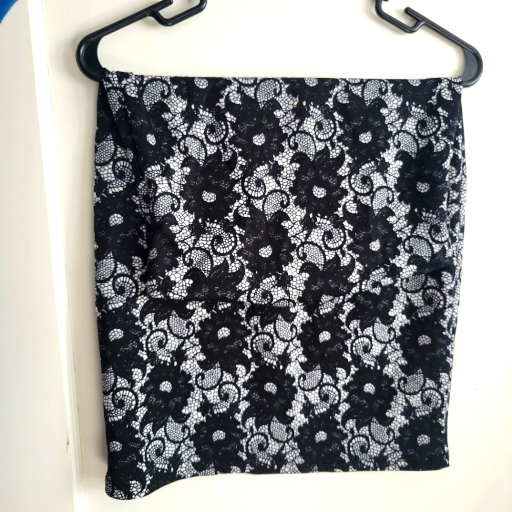 Lily White Pencil Skirt